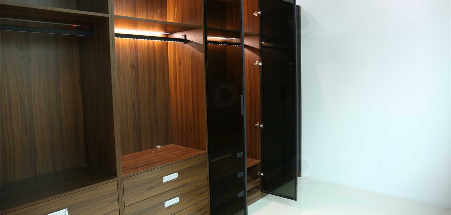 cabinets_closet_Vanity_10