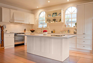 solid_wood_kitchen_cabinets1